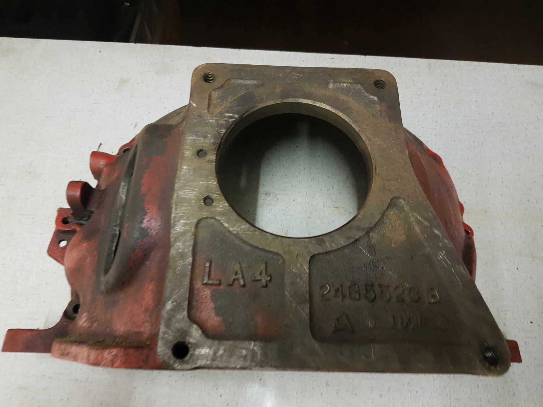 Mopar Tutti pezzi di ricambio auto: Mopar Getriebeglocke – Usato da Niedergösgen venduto da usc_tt5r 2