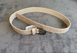 Beiger Gürtel mit Muster