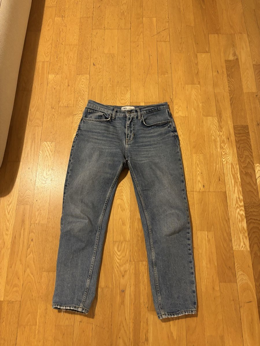 Zara Jeans: Woman Jeans – Nuovo (secondo la descrizione) da Zürich venduto da mat_58mf