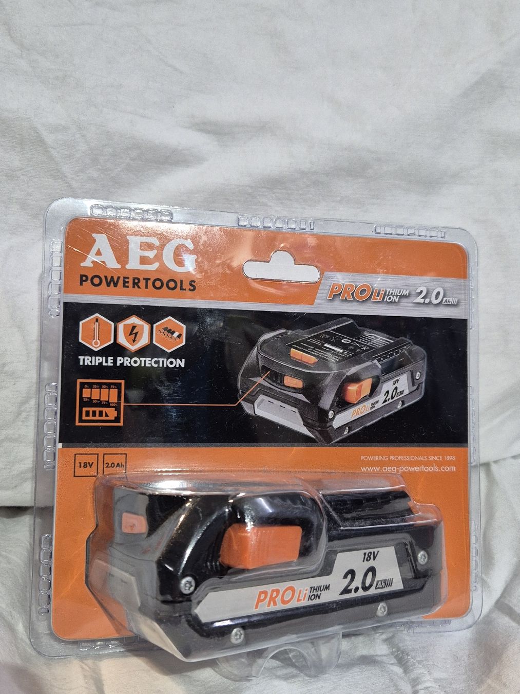 AEG Alle Werkzeuge: AEG Powertools Pro Lithium 2.0 Ah, 18V Triple Protection – Neu und originalverpackt aus Möhlin von ire_526p