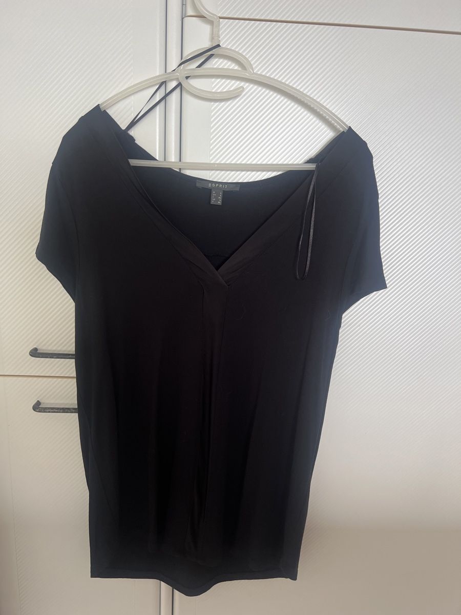 Lotti di vestiti: 3 hauts Premium taille L – Usato da Lugnorre venduto da cla_j6bq 3