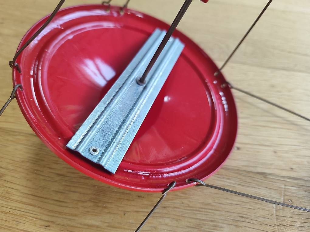 Tutte le decorazioni: Nostalgie Blech-Karussell "JW Made in Germany" – Difettoso da Binningen venduto da x-lemming 2