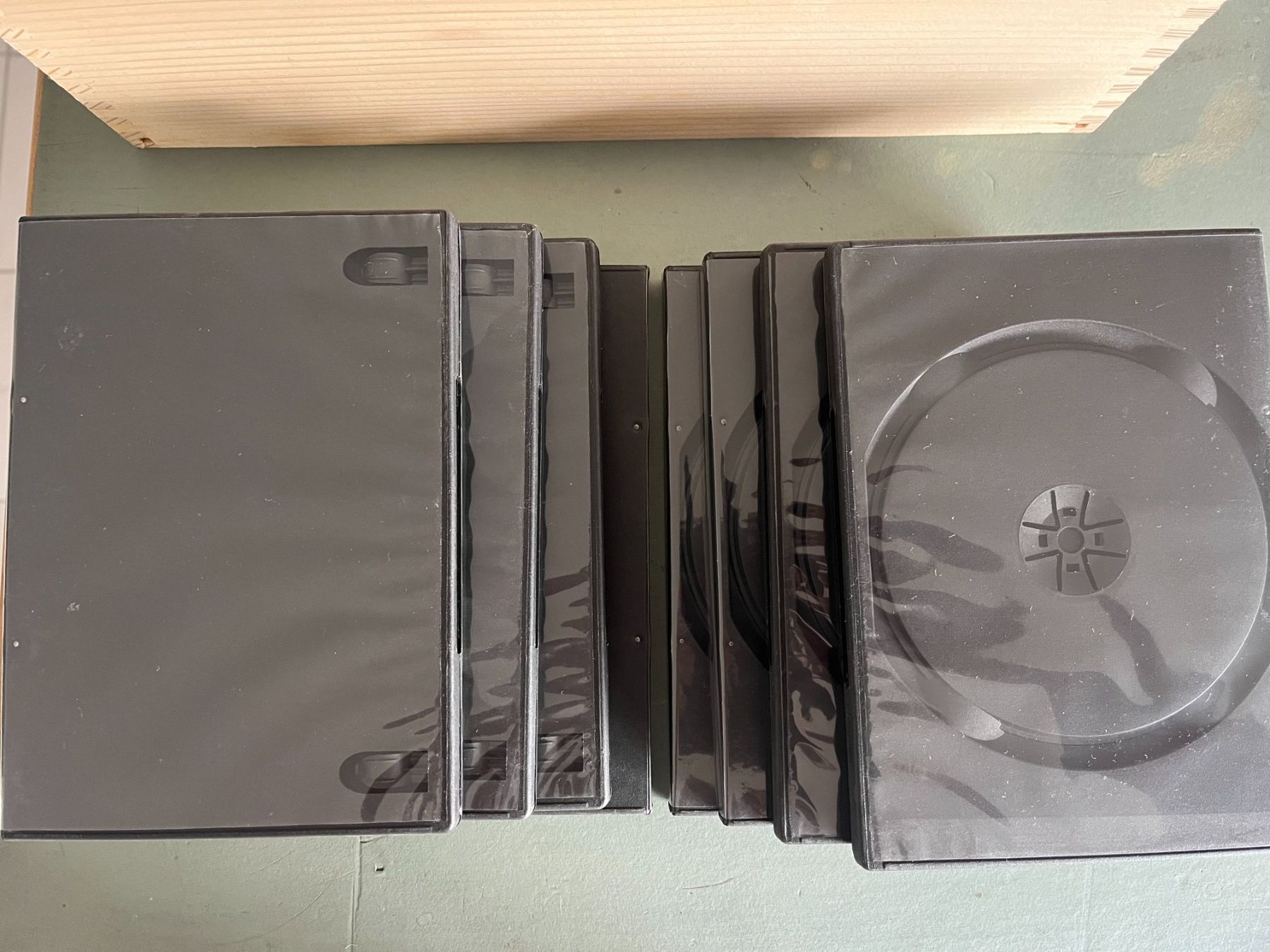 CD: CD/DVD Hüllen – Usato da Dintikon venduto da Redgar58