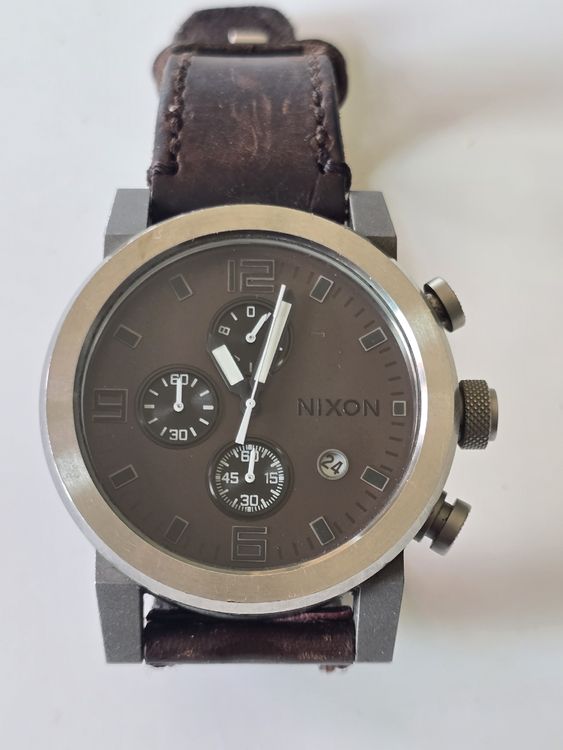 Montre Femme Nixon - Bracelet Caoutchouc Marron - Mouvement Japonais - Occasion Très Bon état