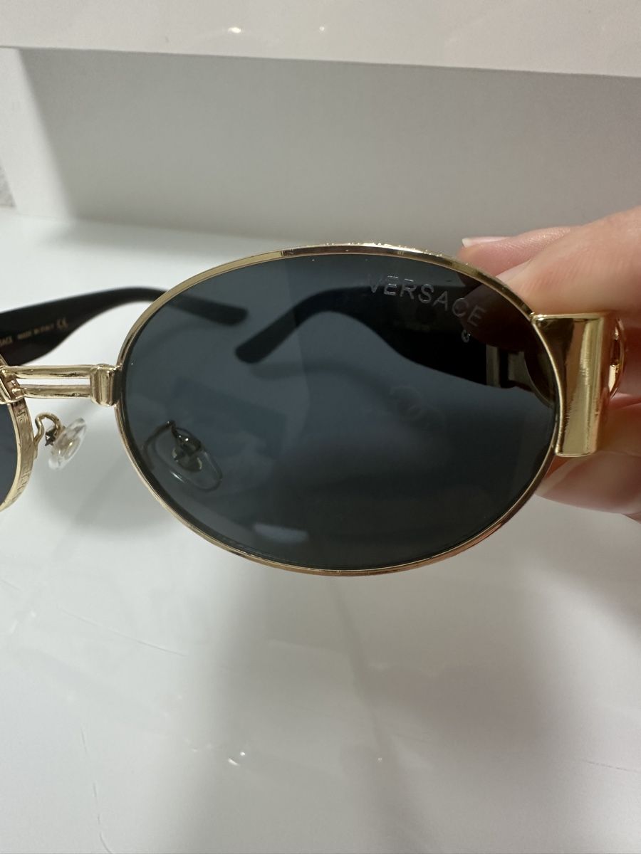 Versace Occhiali & Lenti: Versace Sonnenbrille, Gold – Nuovo (secondo la descrizione) da Oberurnen venduto da nes_8xqt 1