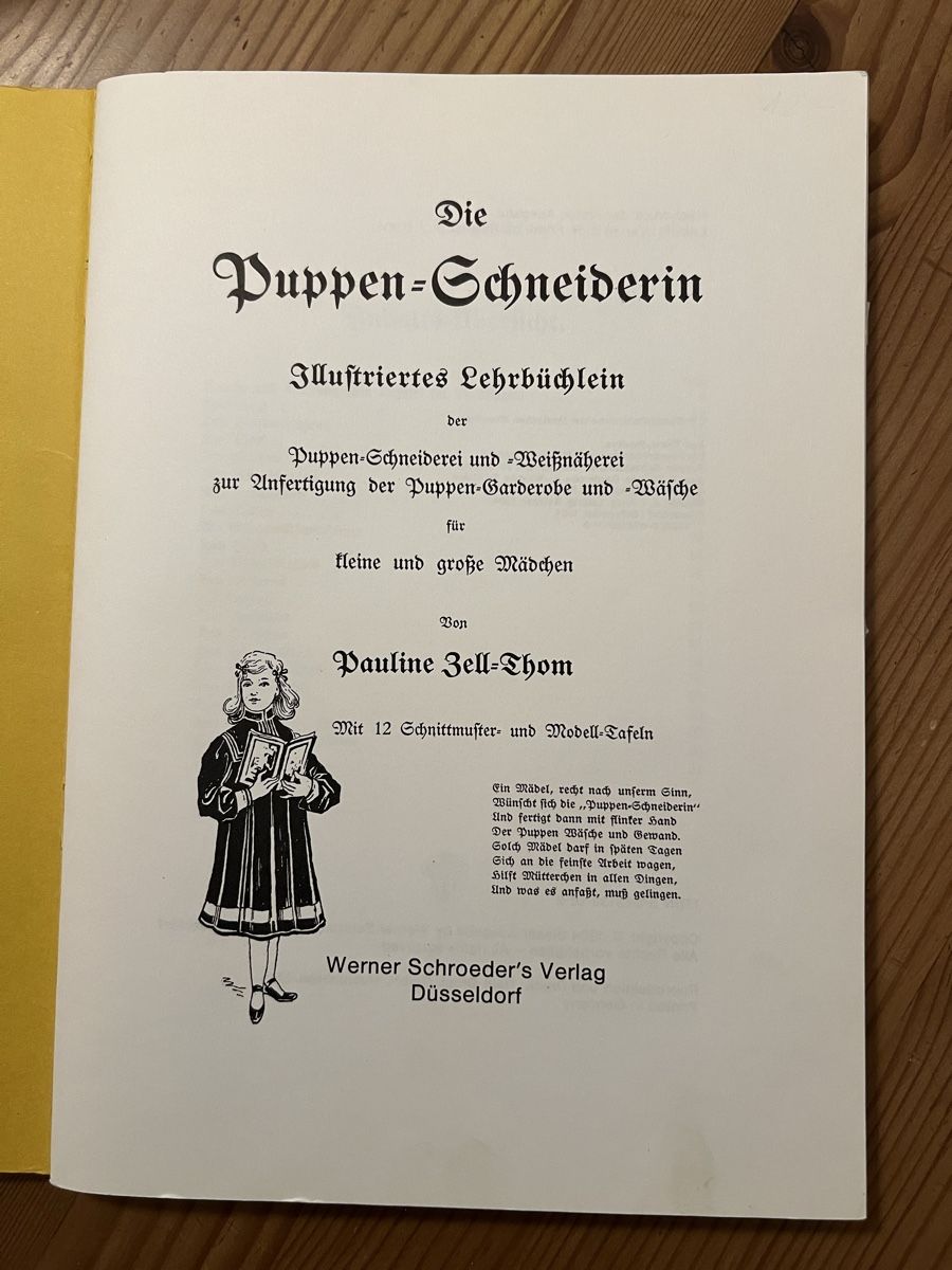 Puppen: Puppenschneiderei Buch Schnittmusterbogen – Neu (gemäss Beschreibung) aus Arboldswil von CJDA 2