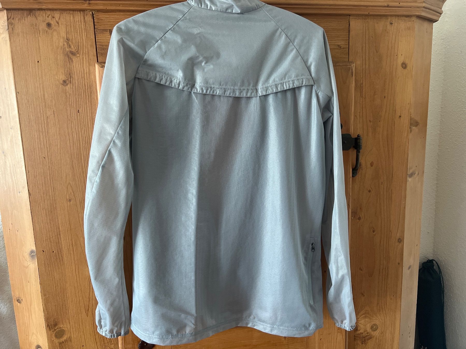 Adidas Jacken: Runningjacke / Windjacke Adidas Herren L – Gebraucht aus Winterthur von britsi 5