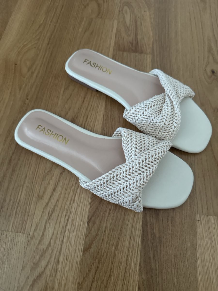 Chaussures femmes: Sandalen – Neuf (Voir description) à Kriens par g_b_mk7j