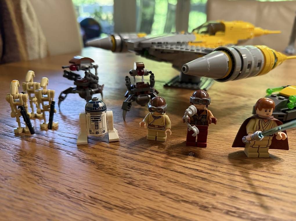 Lego Giocattoli: Lego Star Wars Naboo Starfighter 75092 – Usato da Fribourg venduto da rpo_mh6j 2