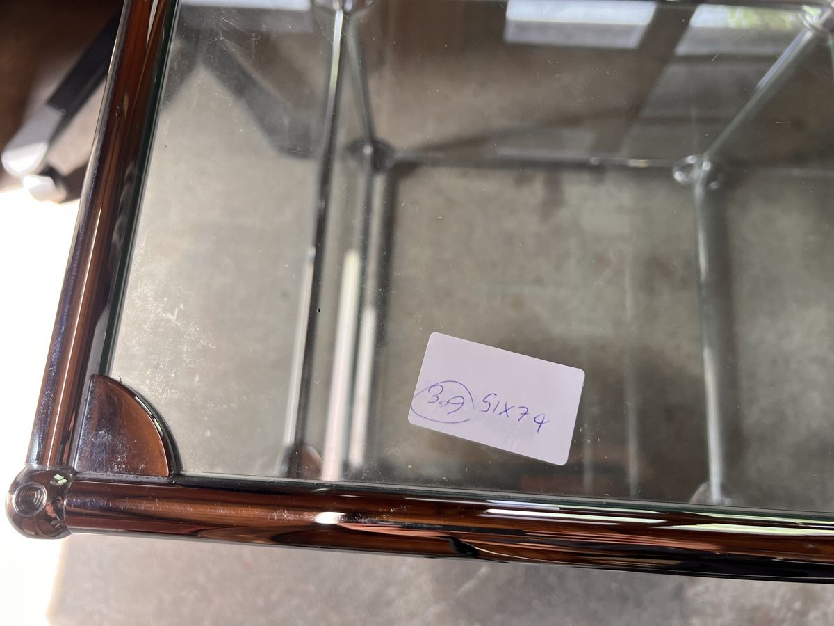 Étagères: Glas Vitrine  (309) – D'occasion à Glattfelden par maa_qcj8 8