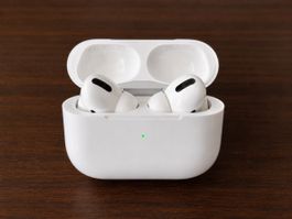 Apple AirPods Pro 1. Generation mit Ladecase
