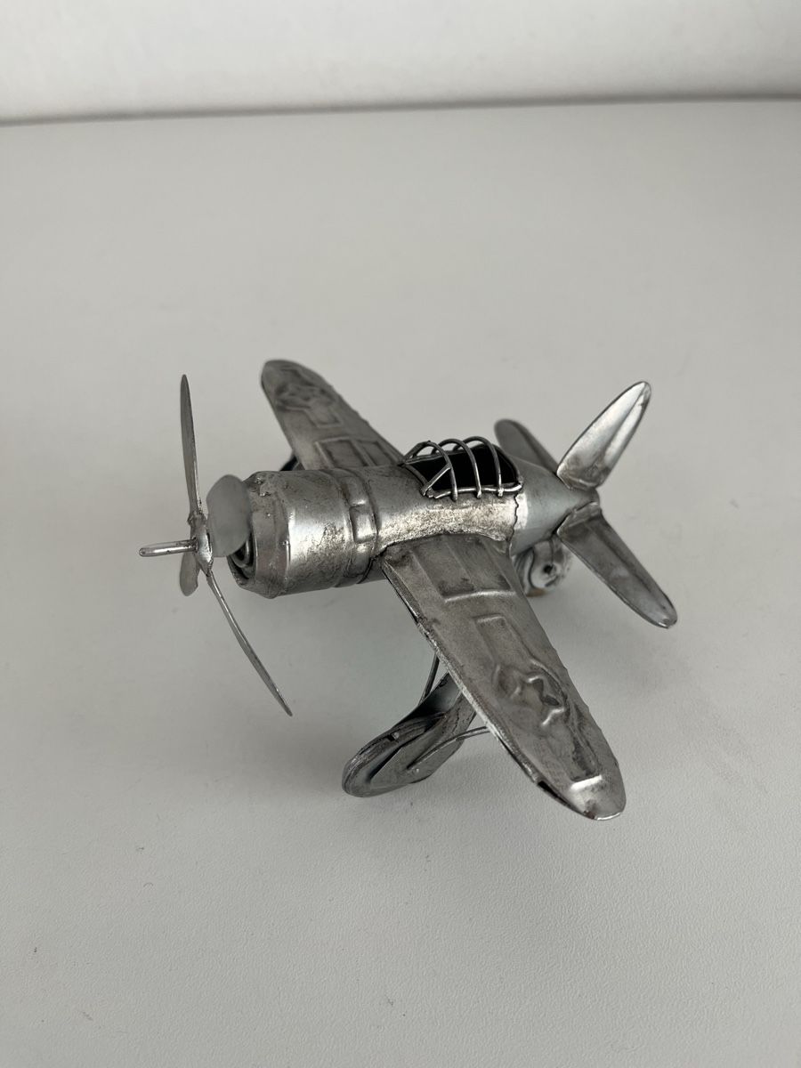 Kit di modellismo & Modellini statici: Flugzeug Modell aus Metallblech – Usato da Wetzikon ZH venduto da seli03