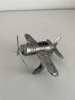 Flugzeug Modell aus Metallblech