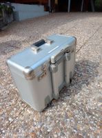 Stabiler Rollkoffer aus Aluminium 