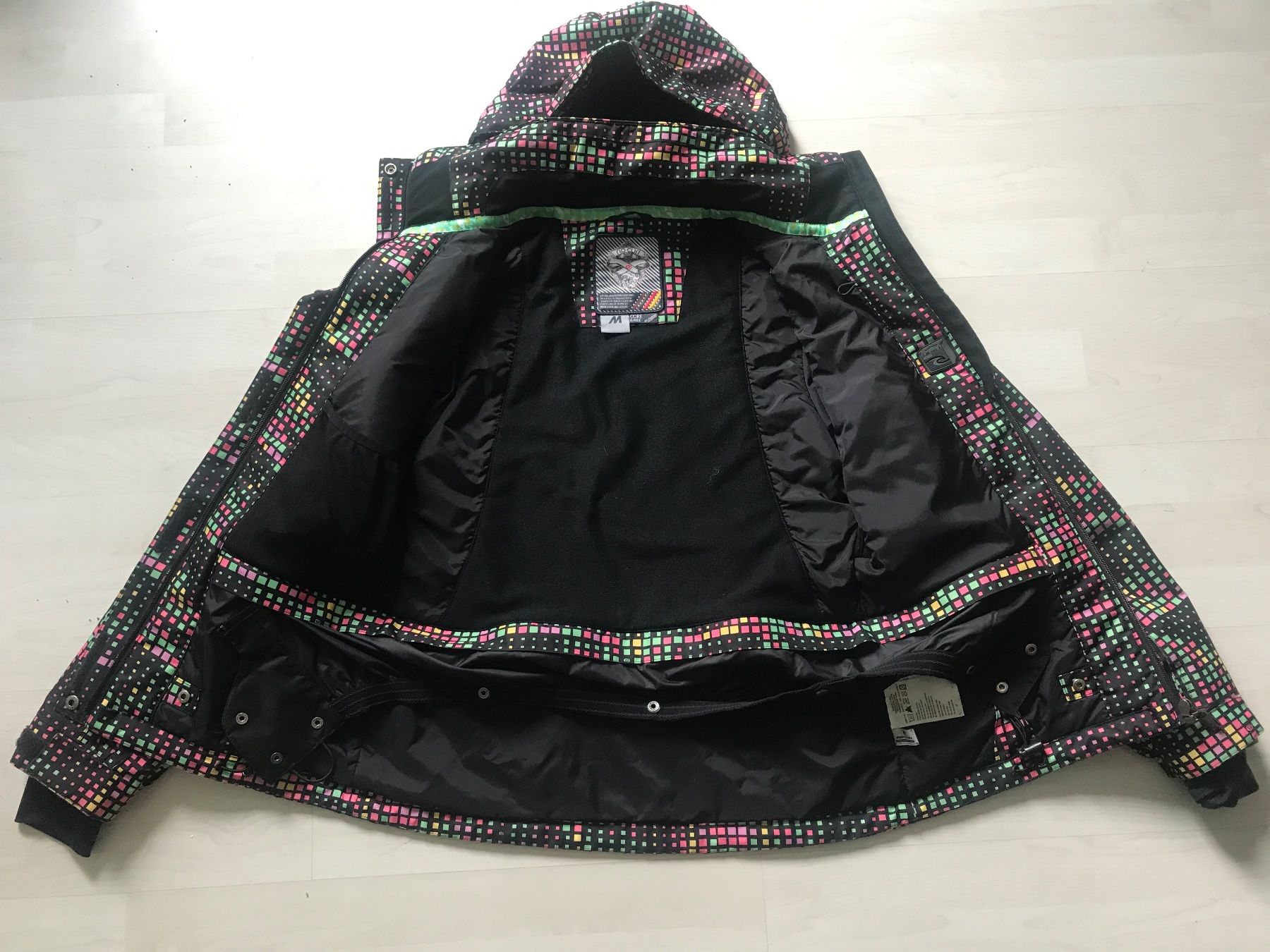 Rip Curl Giacche: Ski- / Snowboardjacke von Ripcurl, Grösse M – Usato da Bremgarten AG venduto da Belana0 2