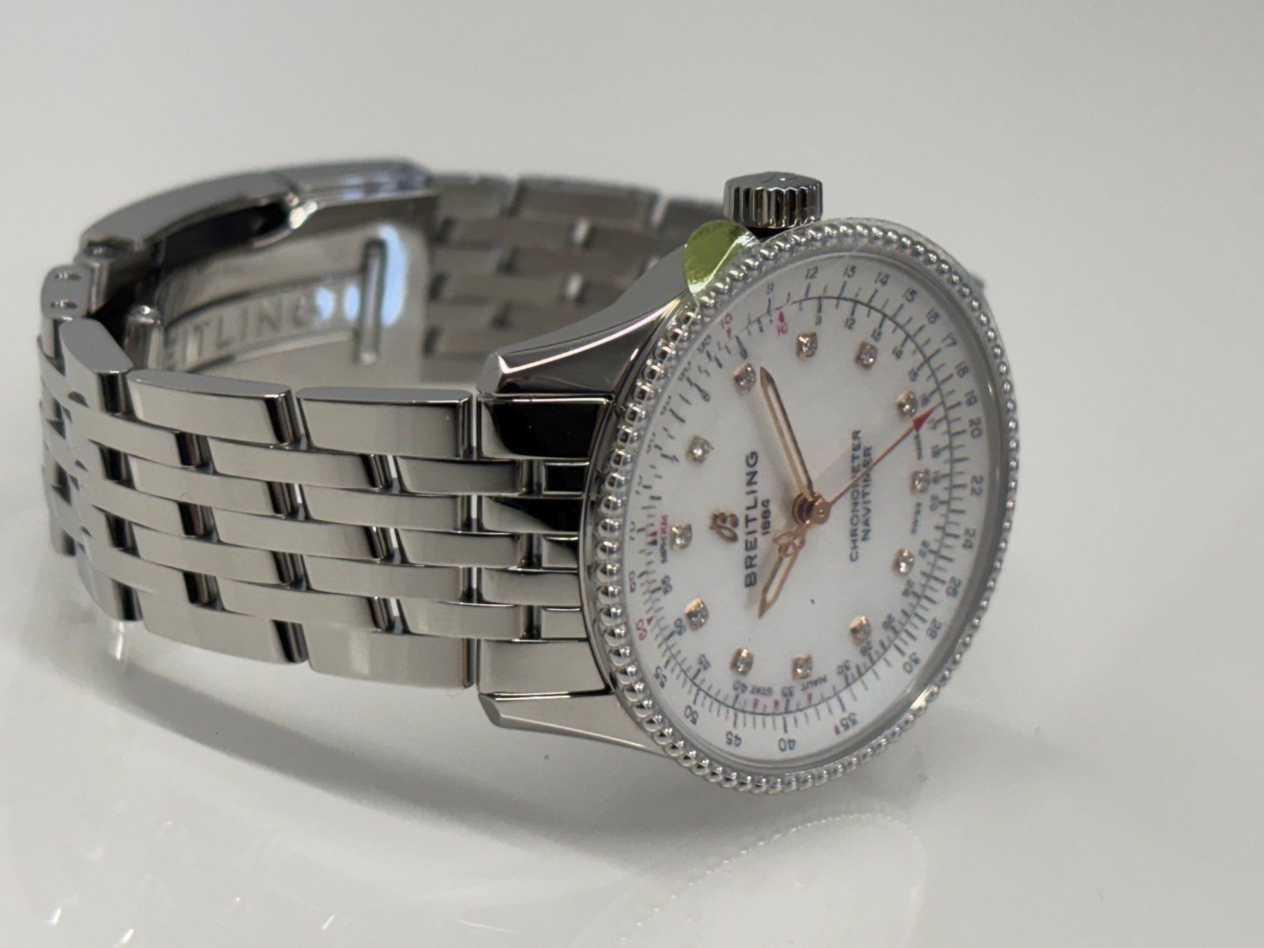 Breitling Montres: Breitling Navitimer Automatic 35 MOP Diamant – D'occasion à Grenchen par chaga1234 3