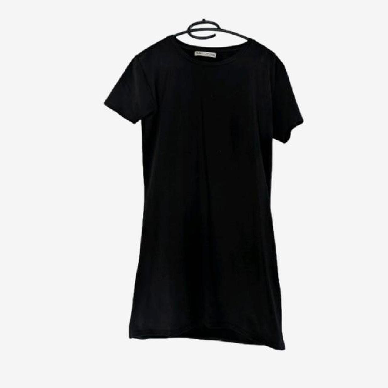 Pull&Bear Robes: Pull&Bear Schwarzes Basic Minikleid / Oversized Shirt – Neuf (Voir description) à Ringgenberg BE par Vinyl.Love 1