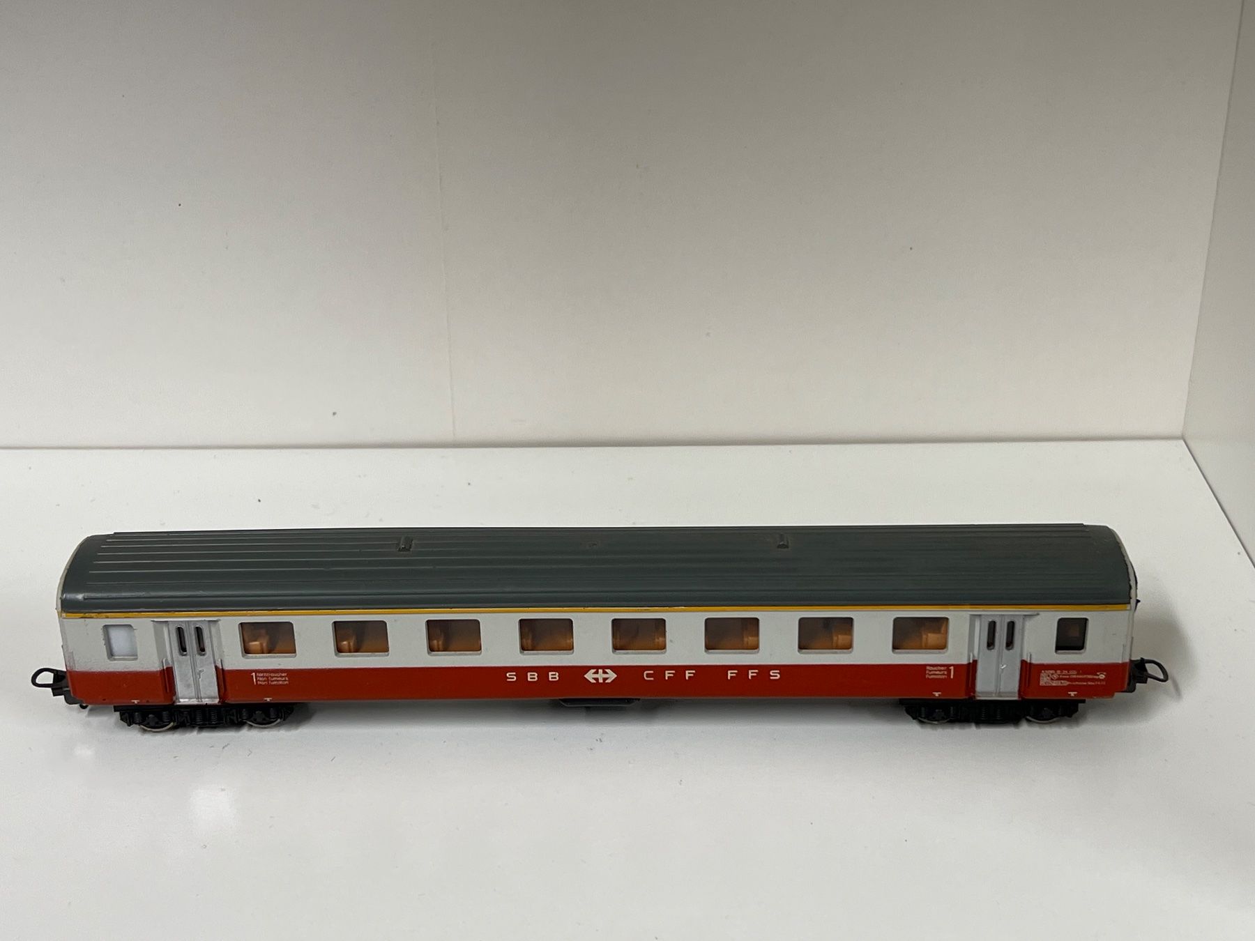 Lima Modelleisenbahnen: Lima SBB 1.Kl.  H0 DC – Gebraucht aus Neuenhof von ludovicco 4