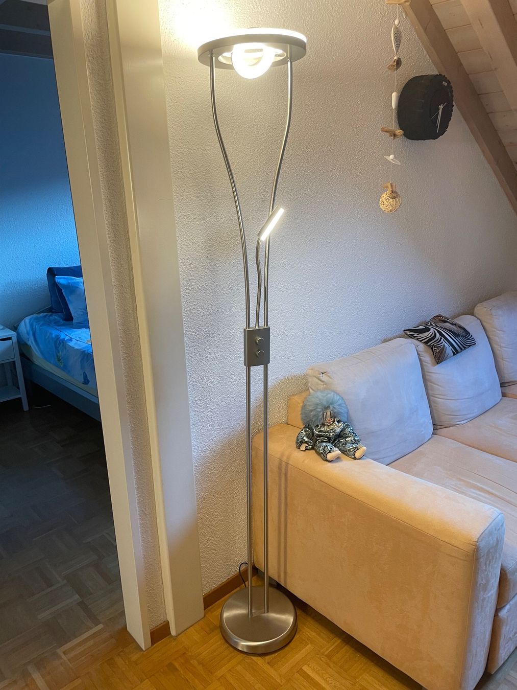 Lampen: LED Stehleuchte mit Leselampe – Gebraucht aus Grossdietwil von iro_7t5v 4