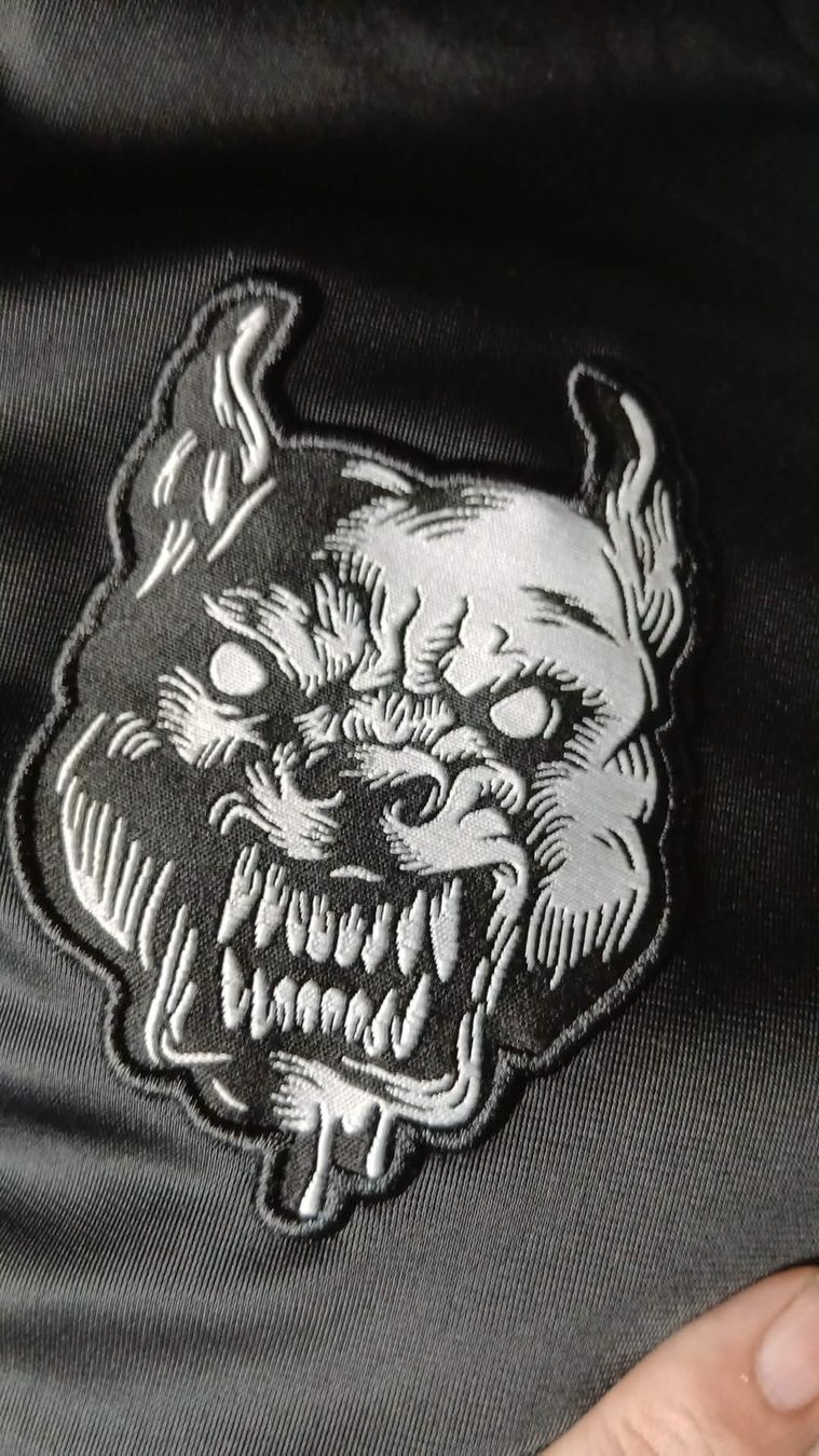 Giacche: 100% Hardcore Trainingsjacke Black • Pitbull / Gabber – Usato da Basel venduto da meh_cm2k 3