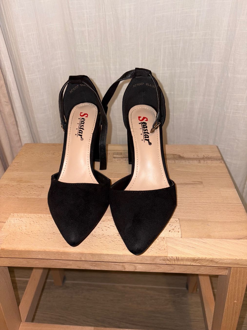Scarpe da donna: Schwarzi Damenschueh mit 8cm Absatz, Gr. 36 – Nuovo (secondo la descrizione) da Niederglatt ZH venduto da mat_7k7p 2