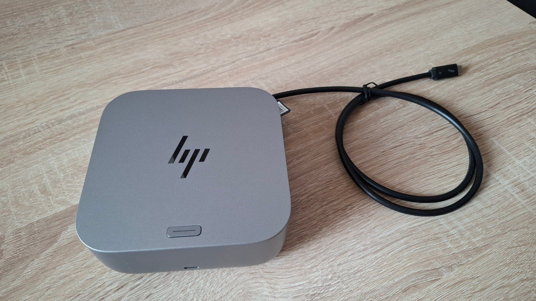 Hewlett Packard Docking station: HP Thunderbolt 4 100W G6 Dock – Usato da Lützelflüh-Goldb venduto da Noir7.pk 1