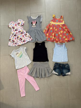 Mädchen Kleider Paket Gr 98/104
