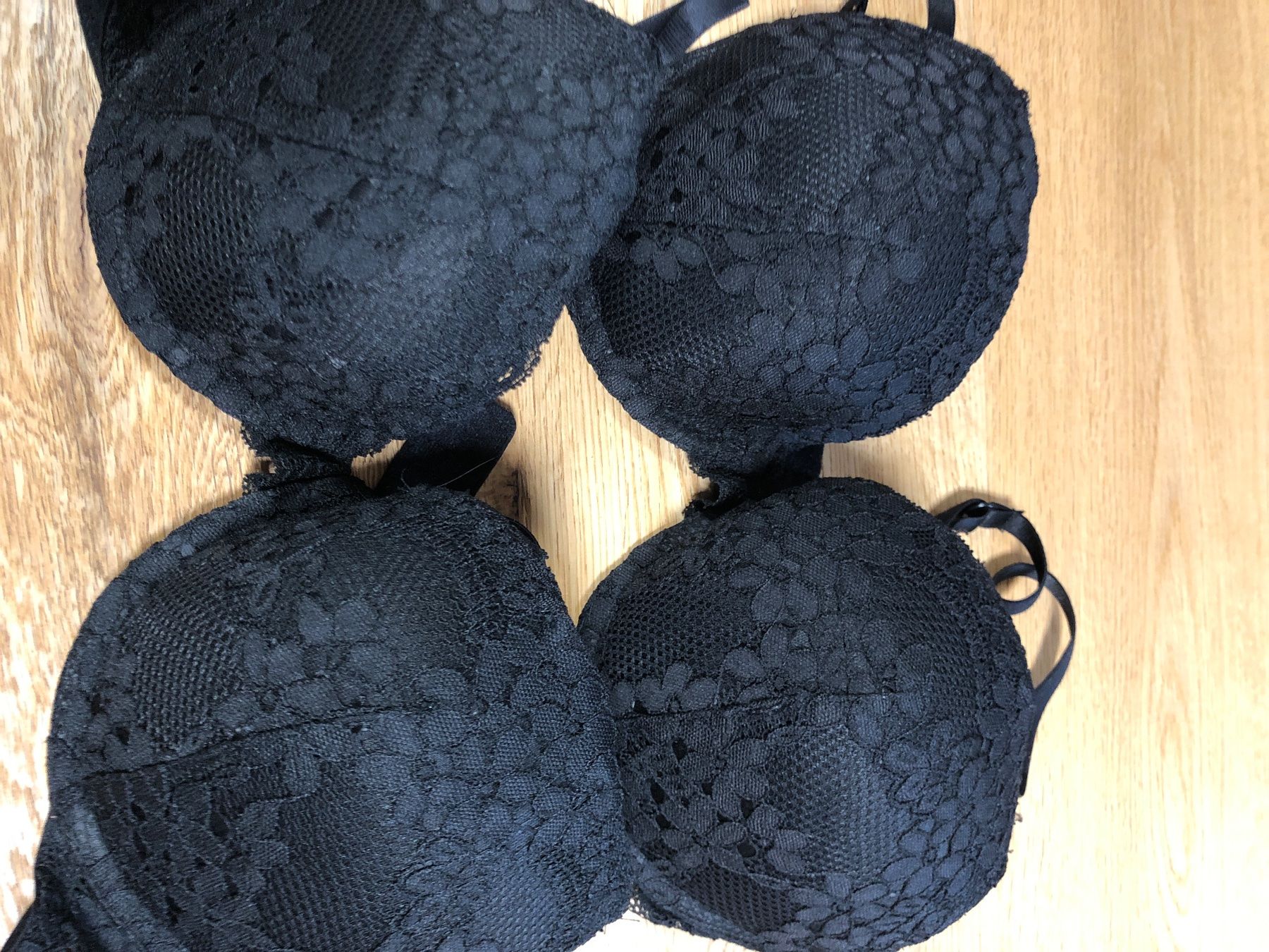 Autres dessous: 2x BH 75C – Neuf (Voir description) à Grüningen par Rami77 1