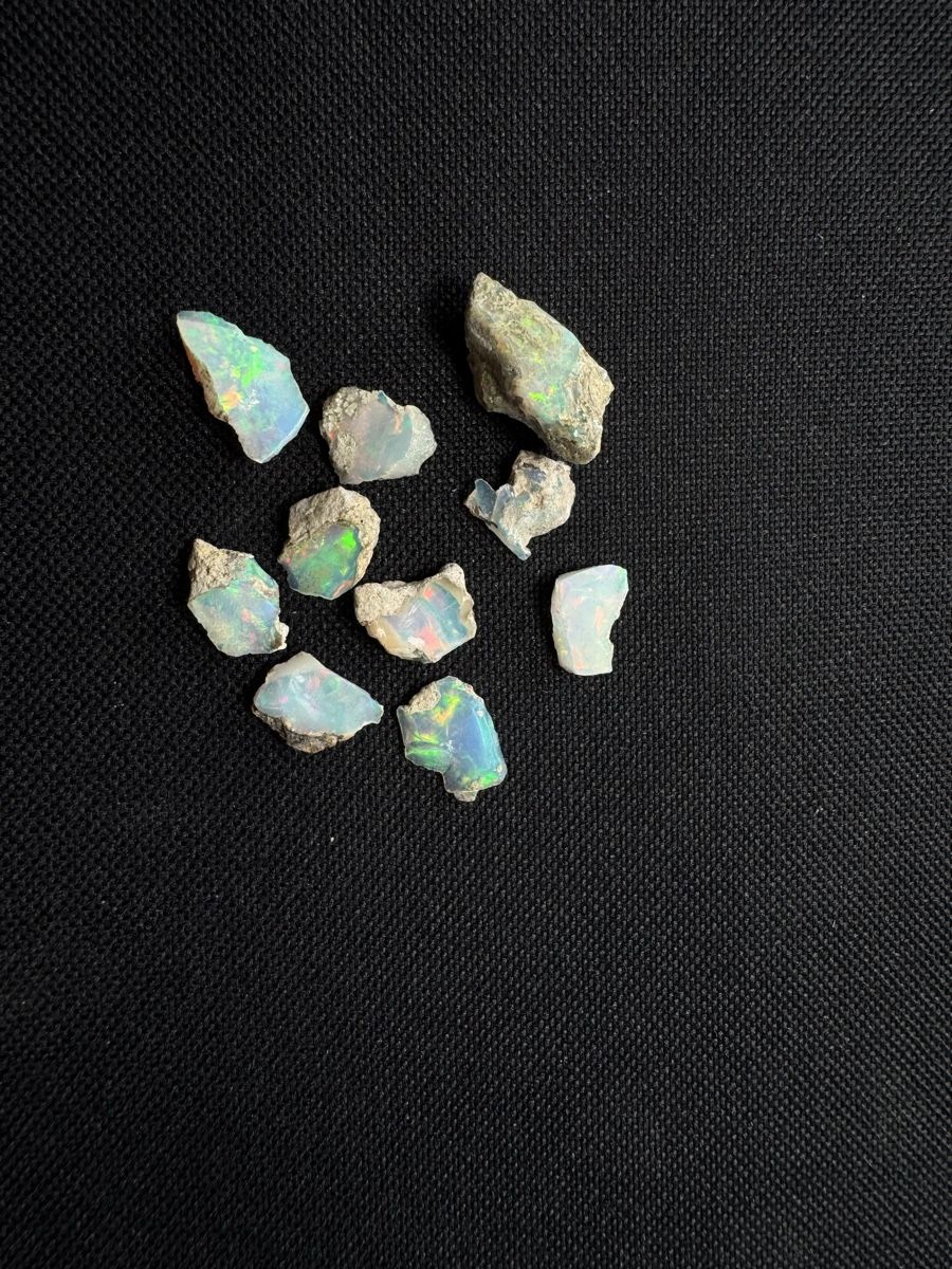 Pierres précieuses: Äthiopischer Opal Lot 9, 35.85 ct – Neuf avec emballage d'origine à Wängi par Horus90