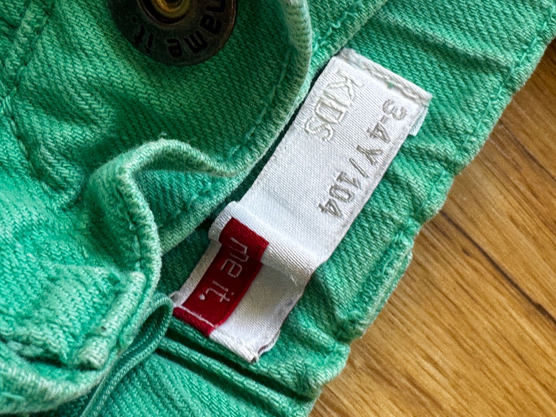 Lotti & Set di vestiti: Kinderkleider Grösse 104 – Usato da Basel venduto da spassbremse 3