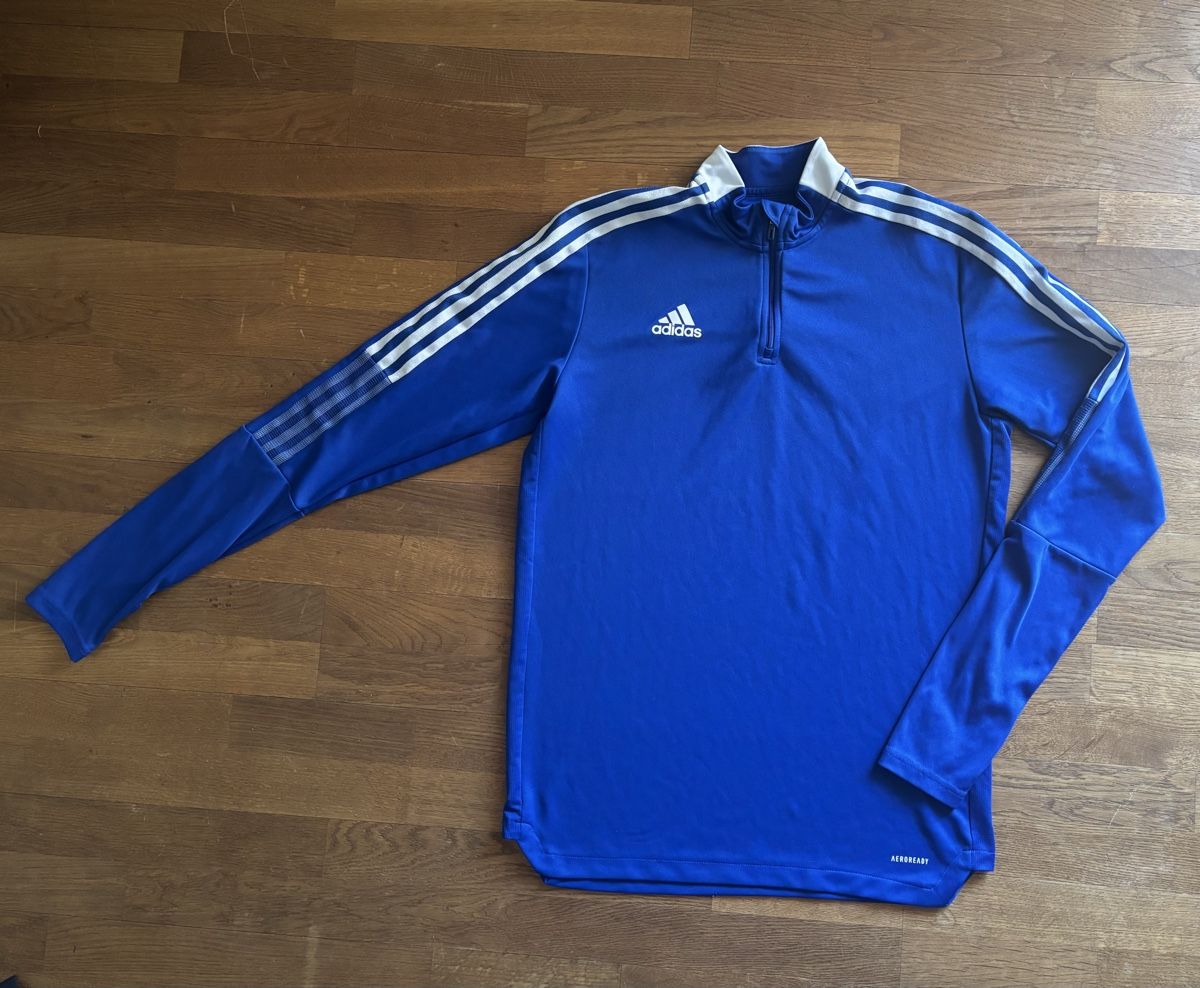 Adidas Kleiderpakete: Adidas Paket Größe L – Gebraucht aus Küttigen von Hedimia 8
