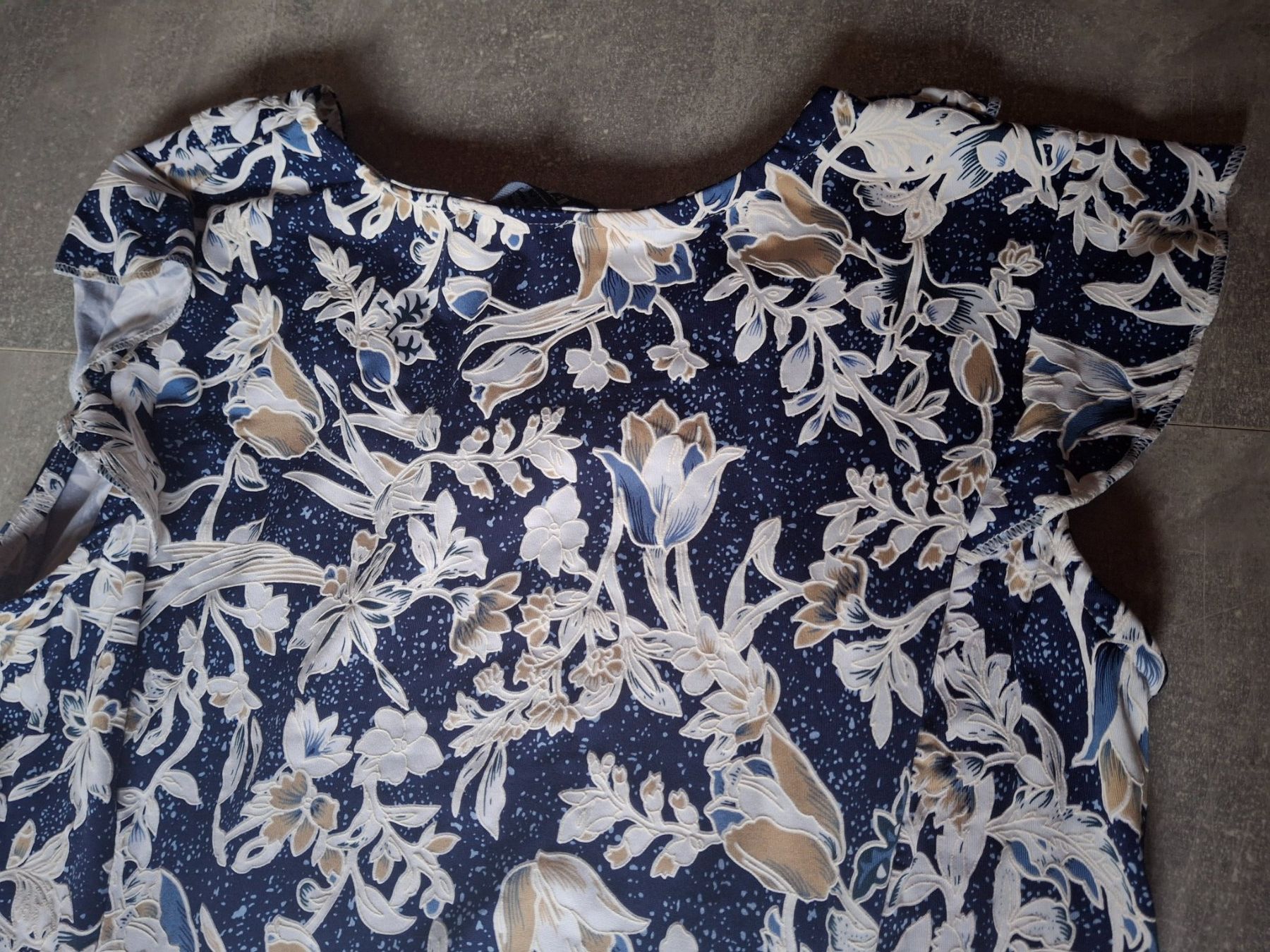 Vestiti: Robe taille 46/48 marque Vetistyle – Usato da Villiers venduto da san_jn5w 6