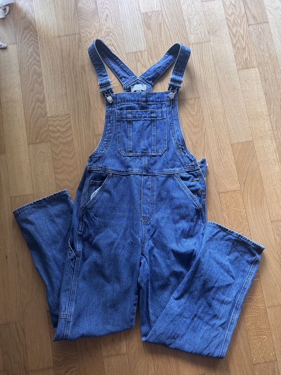 H&M Tute: Latzhose H&M – Usato da Lenzburg venduto da thynh