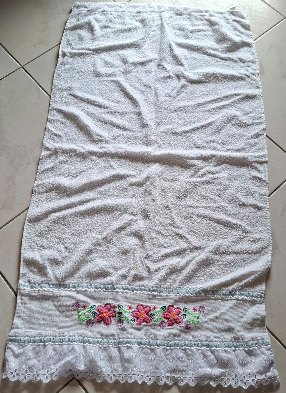 Serviettes de bain: 2x Grösse Frottiertücher Baumwolle. – D'occasion à Rotkreuz par keerthdi 2