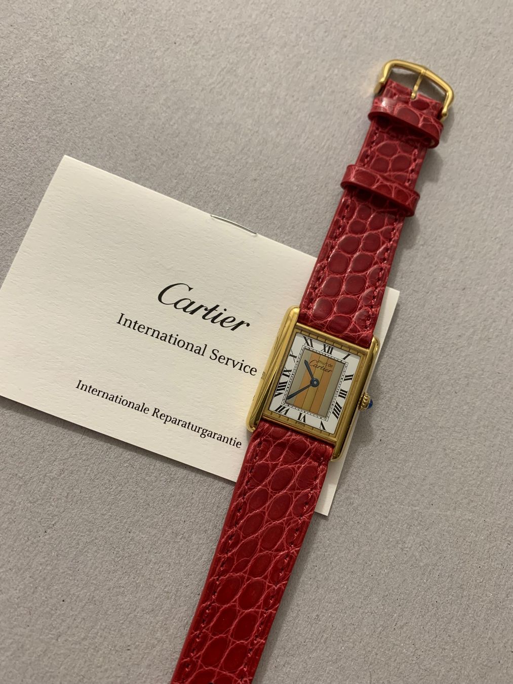 Cartier Orologi: Cartier Tank Must 23mm – Usato da Goldau venduto da WatchDealer1