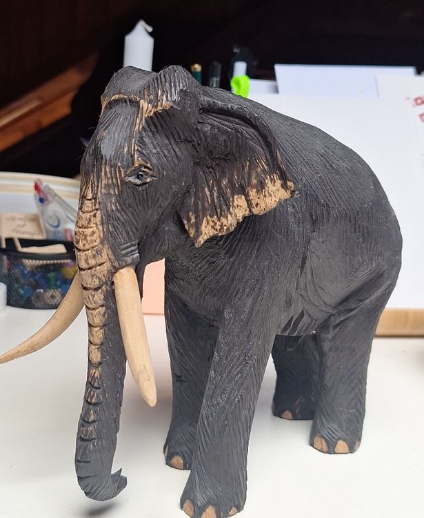 serre-livres vintage éléphant en bois sculpté