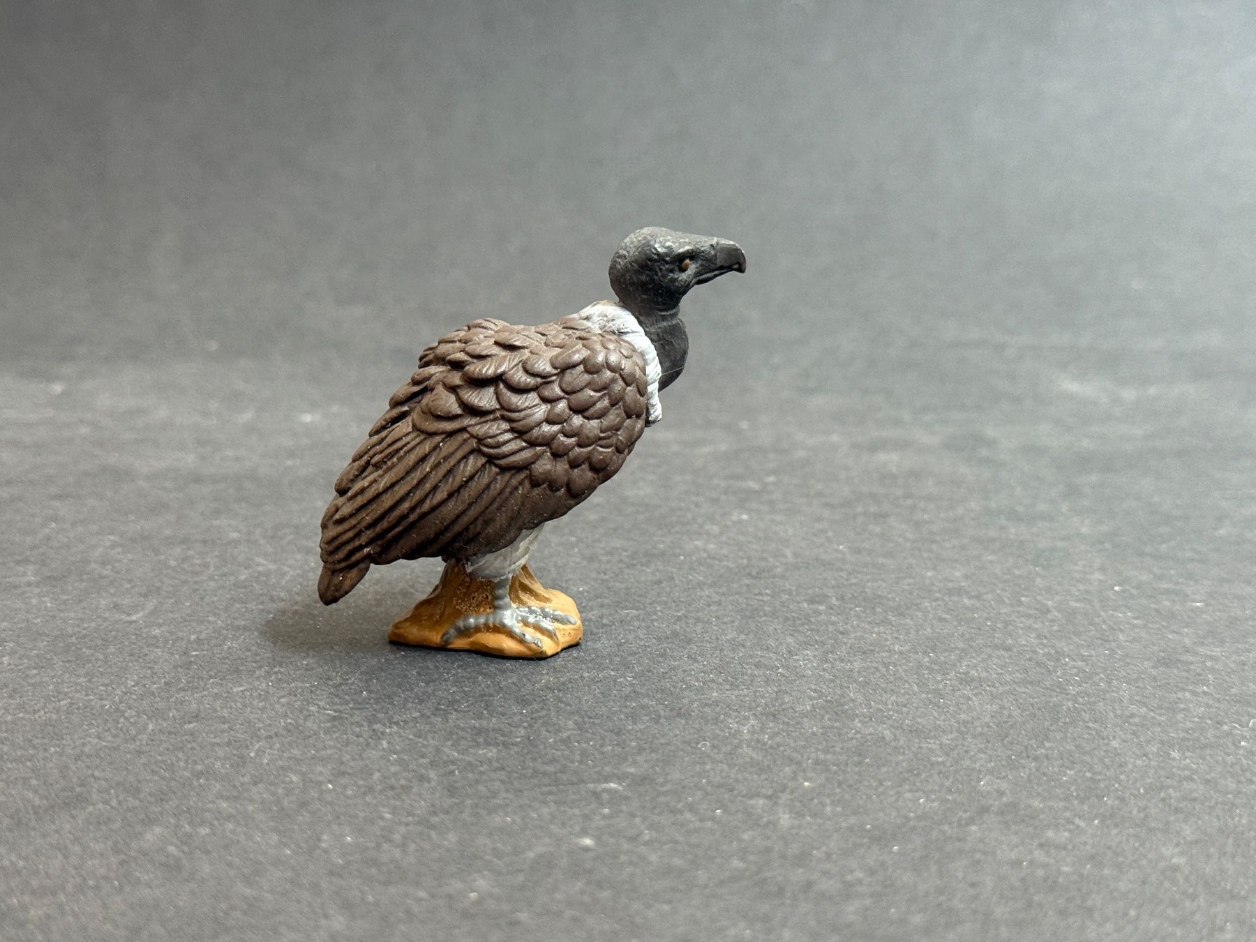 Schleich Statuette: Schleich Vogel Geier Weissrückengeier – Usato da Ennetbaden venduto da mapa05 1