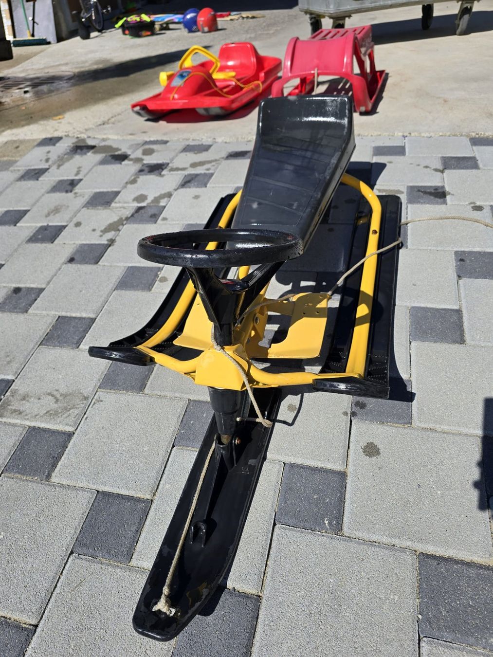 Slitta: Schlitten zu verkaufen – Usato da Winikon venduto da Profi-Line 1