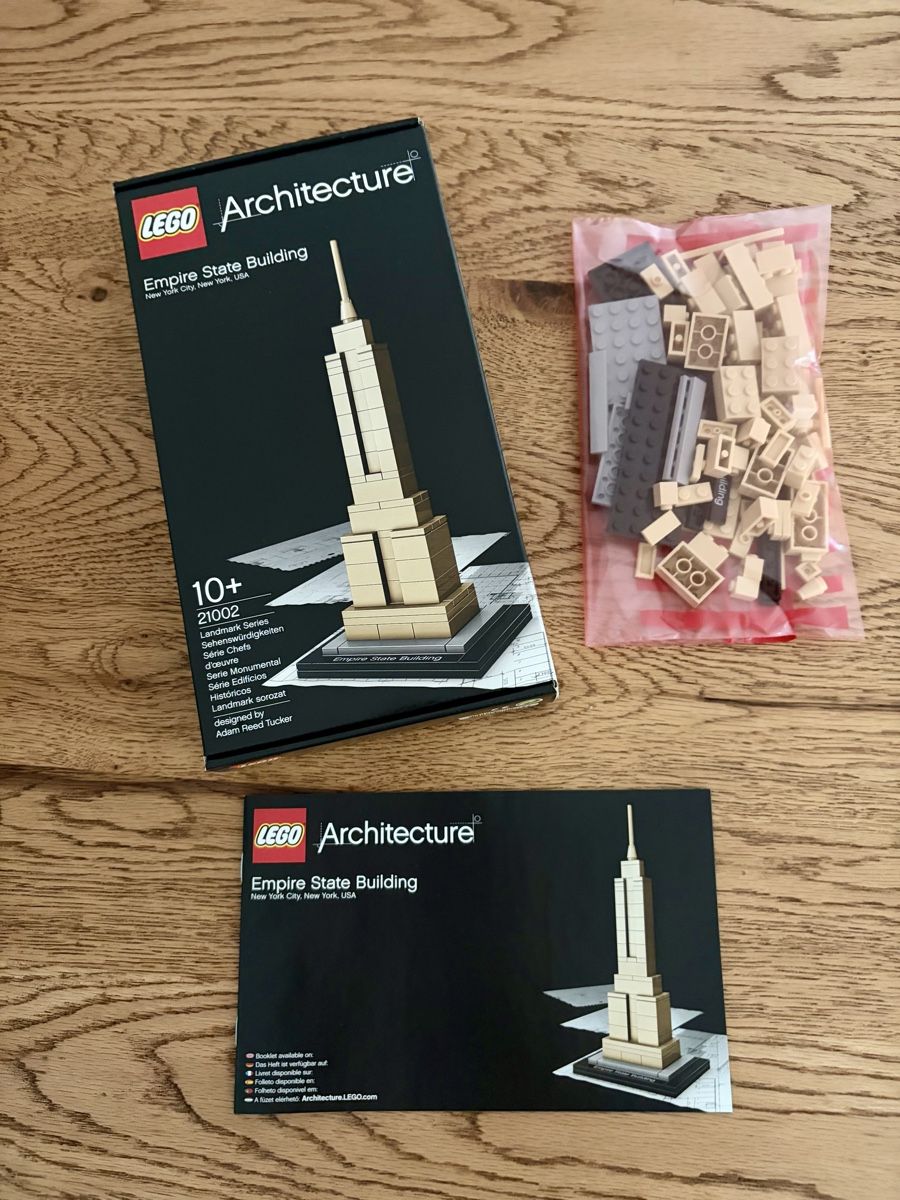 Lego Kit di costruzioni: LEGO Architecture Empire State Building 21002 – Usato da Uster venduto da fni89
