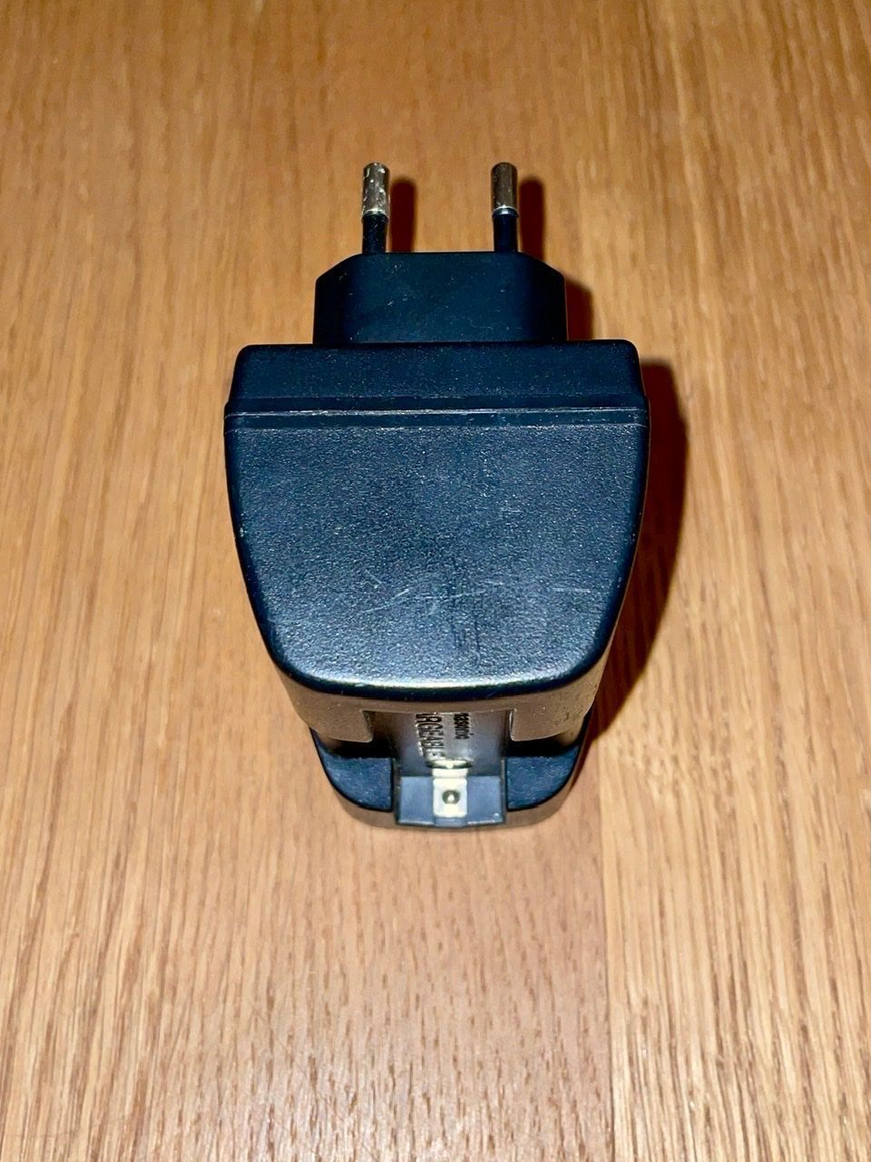 Panasonic Caricabatterie: Panasonic Flachakku Ladegerät RP-BC155A – Usato da Basel venduto da ece2108 1