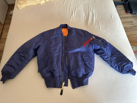Alpha Industries Bomberjacke, Grösse L, neuwertig