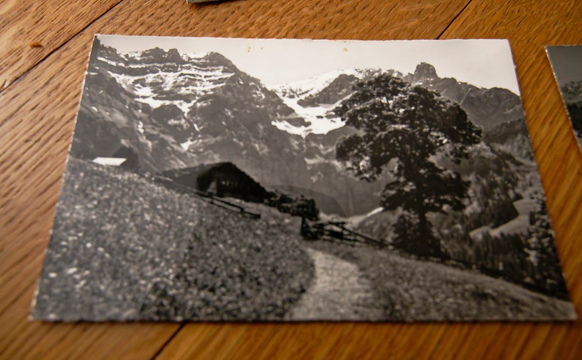 Cartoline postali: 24 verschiedene Ansichtskarten Interlaken (2 doppelt) – Difettoso da Bern venduto da Maccalvin 3