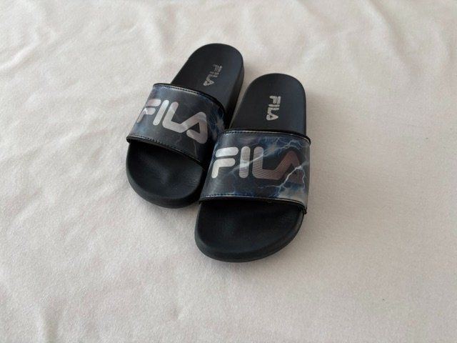 Fila Scarpe da uomo: FILA Slide Badeschuh Gr. 36 – Usato da Zürich venduto da Sonnenblume_65