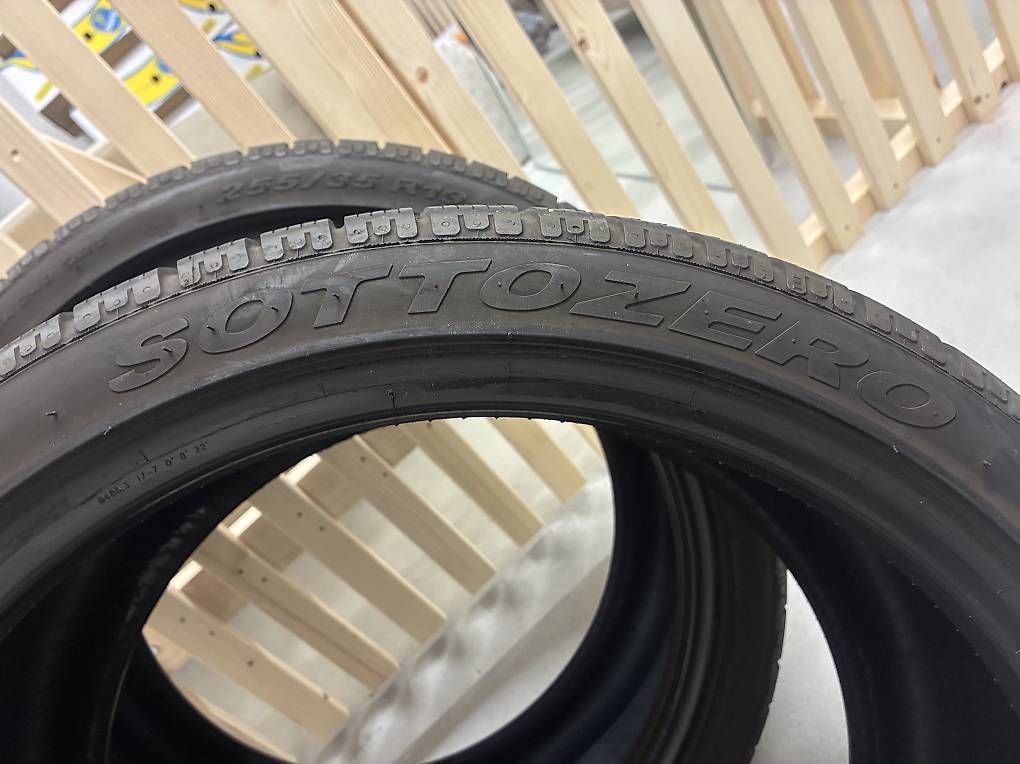 Altro in Scrittura & Disegno: Pirelli Winterreifen 255 35 19 – Usato da Neuenhof venduto da Gt5.Performance_ 1