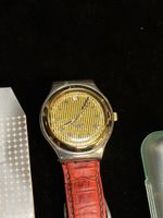 Vintage 1994 Swatch Irony Big CROWNED HEAD YGS402