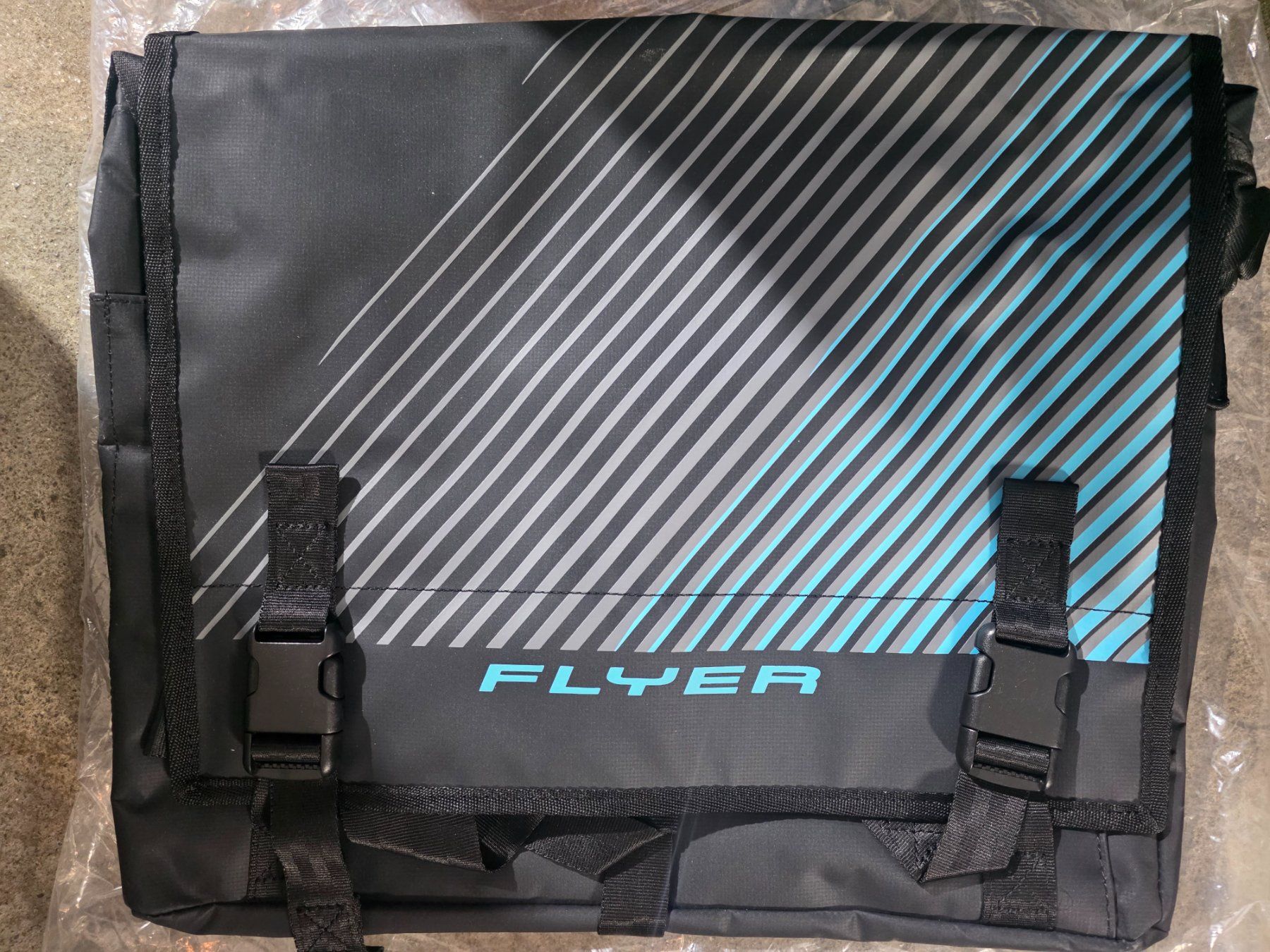 Borse: Flyer E-Bike Tasche Gotour – Nuovo e nell'imballaggio originale da Buchs SG venduto da MATGEOMAR