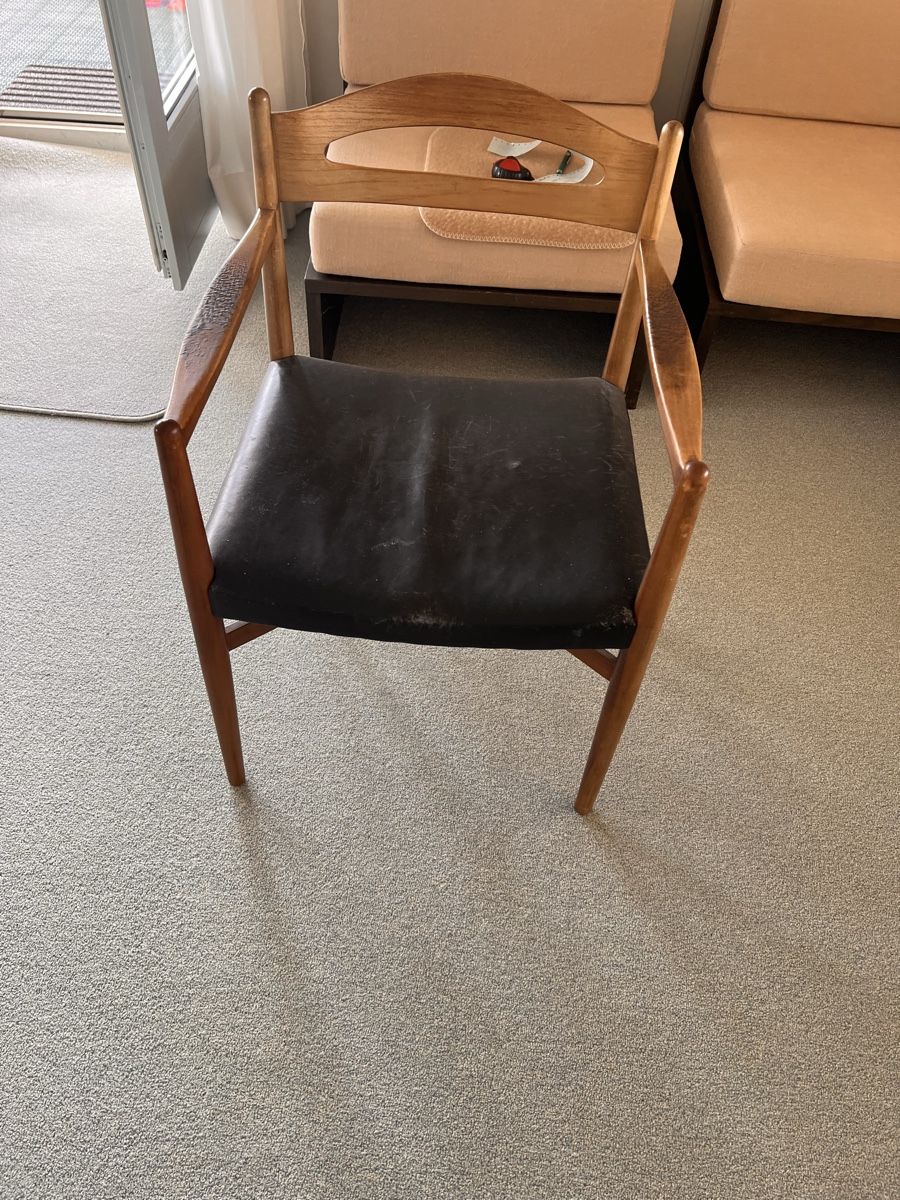 Chaises: Schöne Stuhl (2) – D'occasion à Glattfelden par maa_qcj8