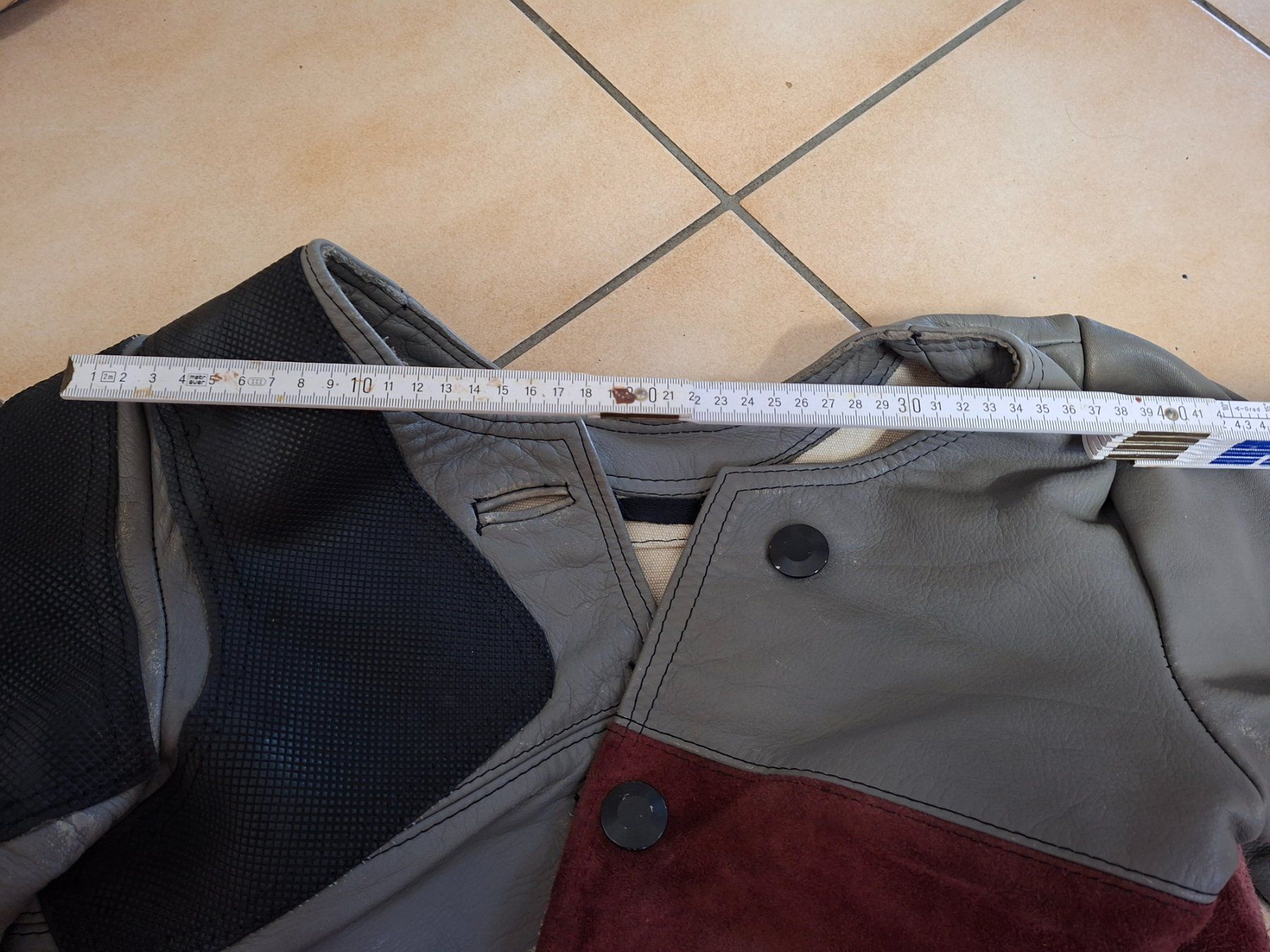 Jacken: Schiessjacke Truttmann, gebraucht Grösse ca. M – Gebraucht aus Weisslingen von dx145 2