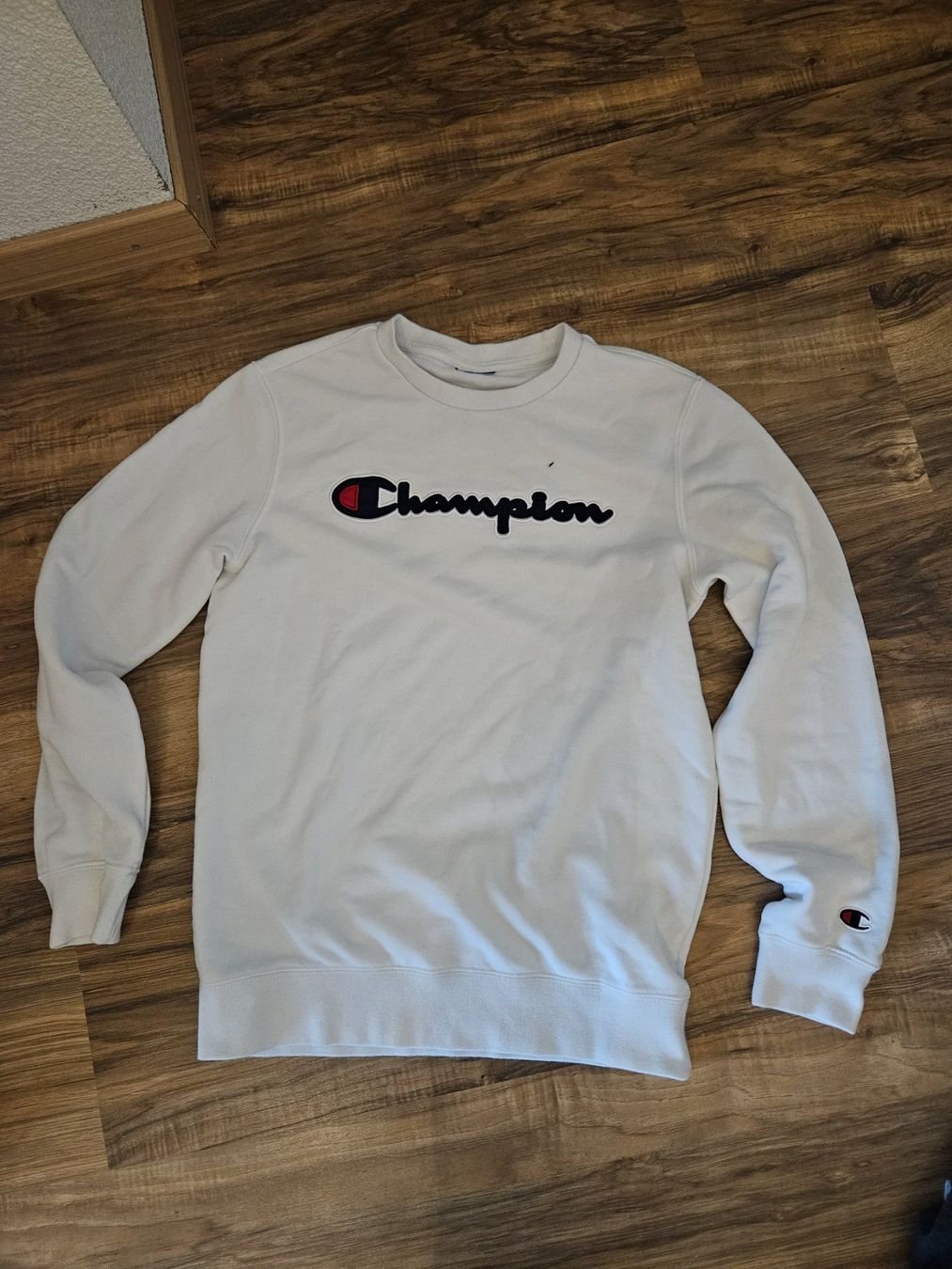 Champion Pullover & Sweatshirts: Pullover – Gebraucht aus Walperswil von Jacquelaeng
