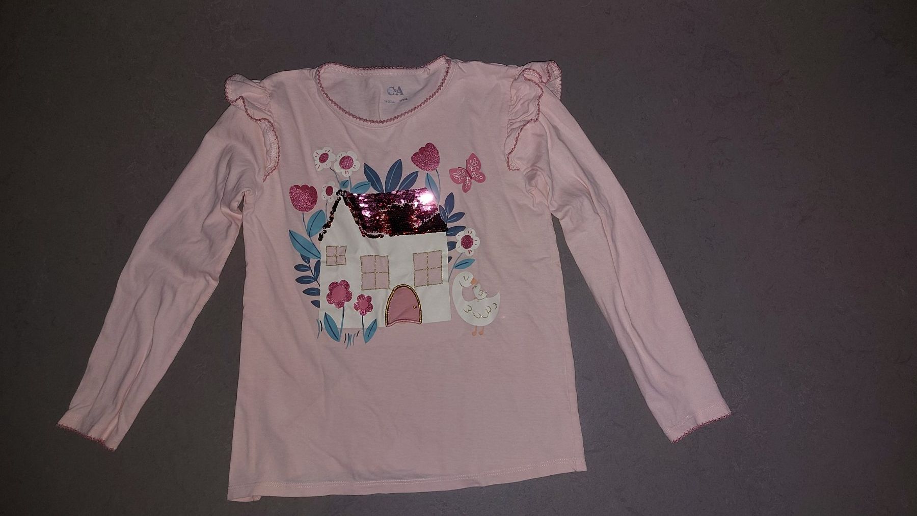 C&A Pullover & Sweatshirts: Schöne Mädchen Langarmshirt – Gebraucht aus Davos Platz von anton85